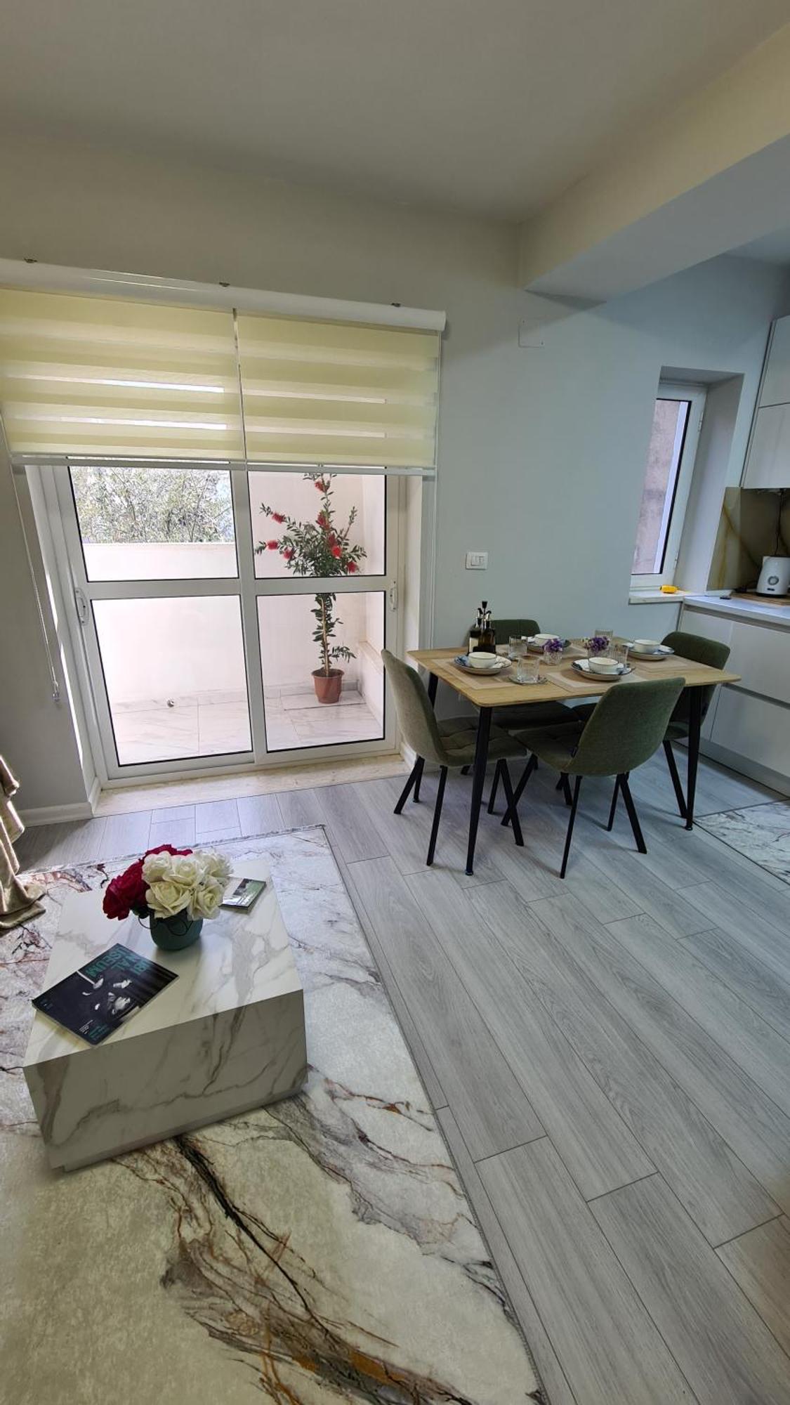 Dei Cozy * Shkodra